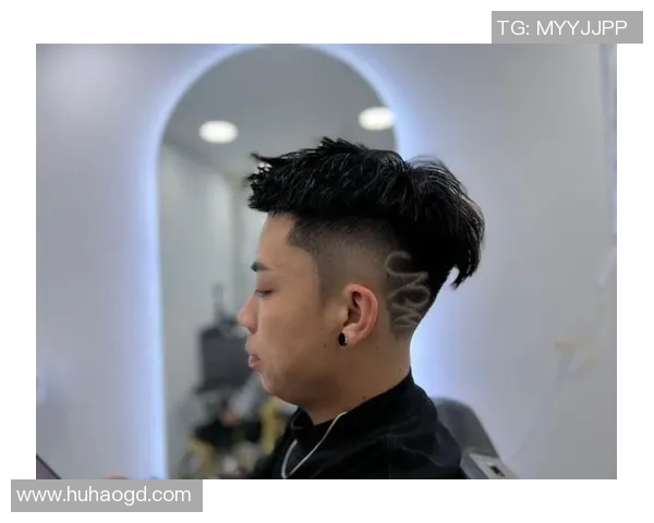 足球明星长发发型男士精选大全展现个性魅力与时尚风范